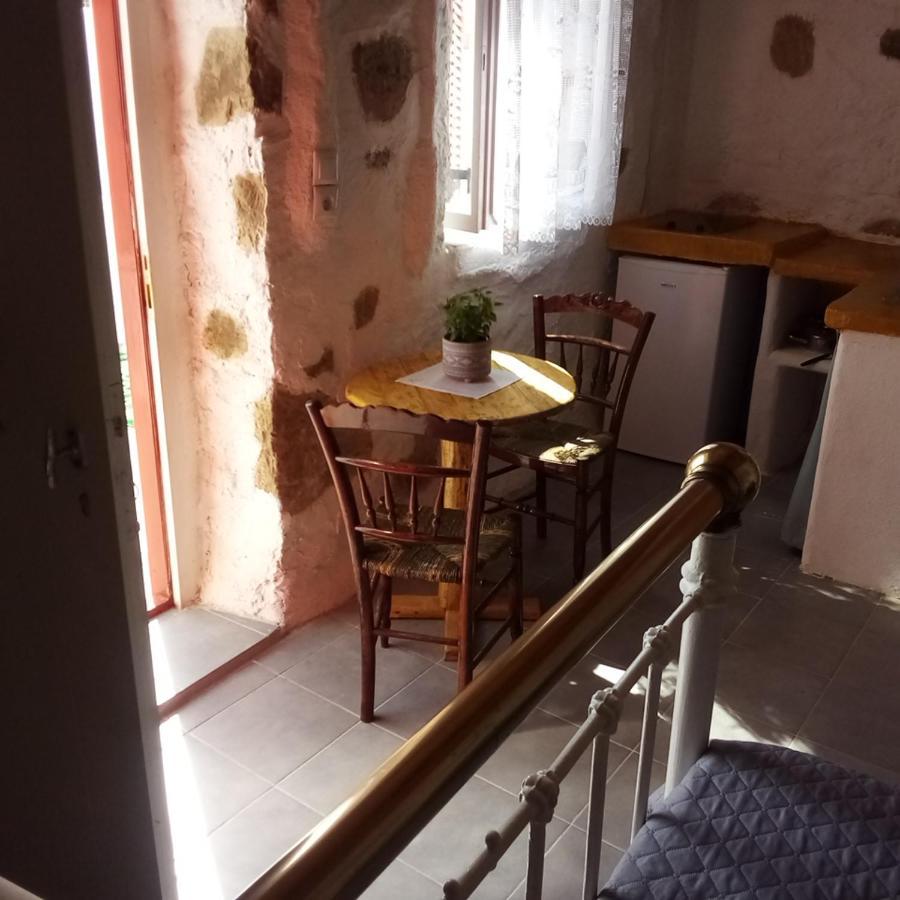 Venduri House Hotel Peran Triovasalos Bagian luar foto